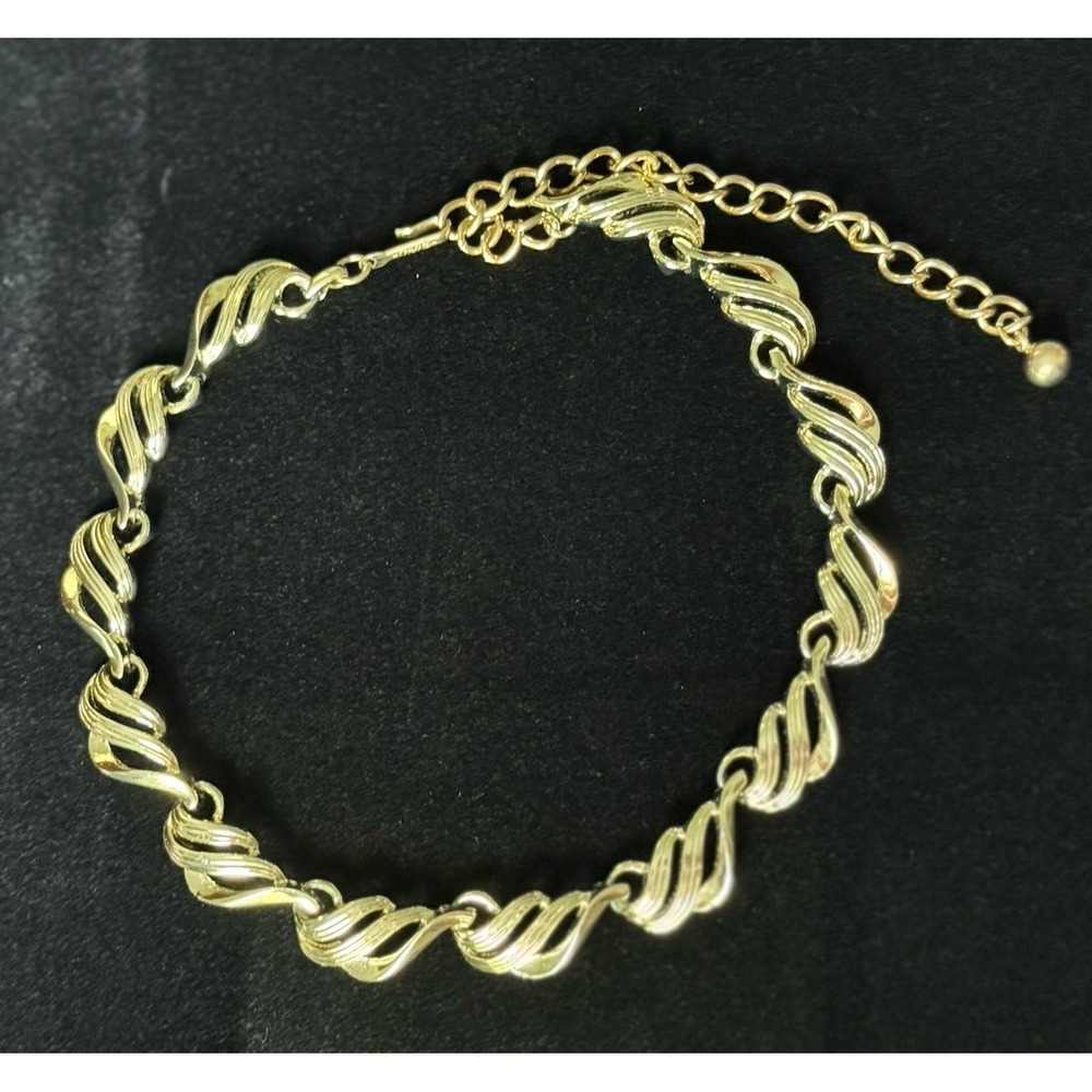 Mid Century Modern Coro Gold Tone Twisted Link Cable Chain Chocker, Adjustable